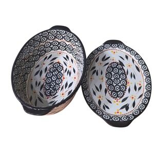 Temp-tations Old World 2.0 QT Oval Baker with Lid Black Floral PPP-SQ-768087